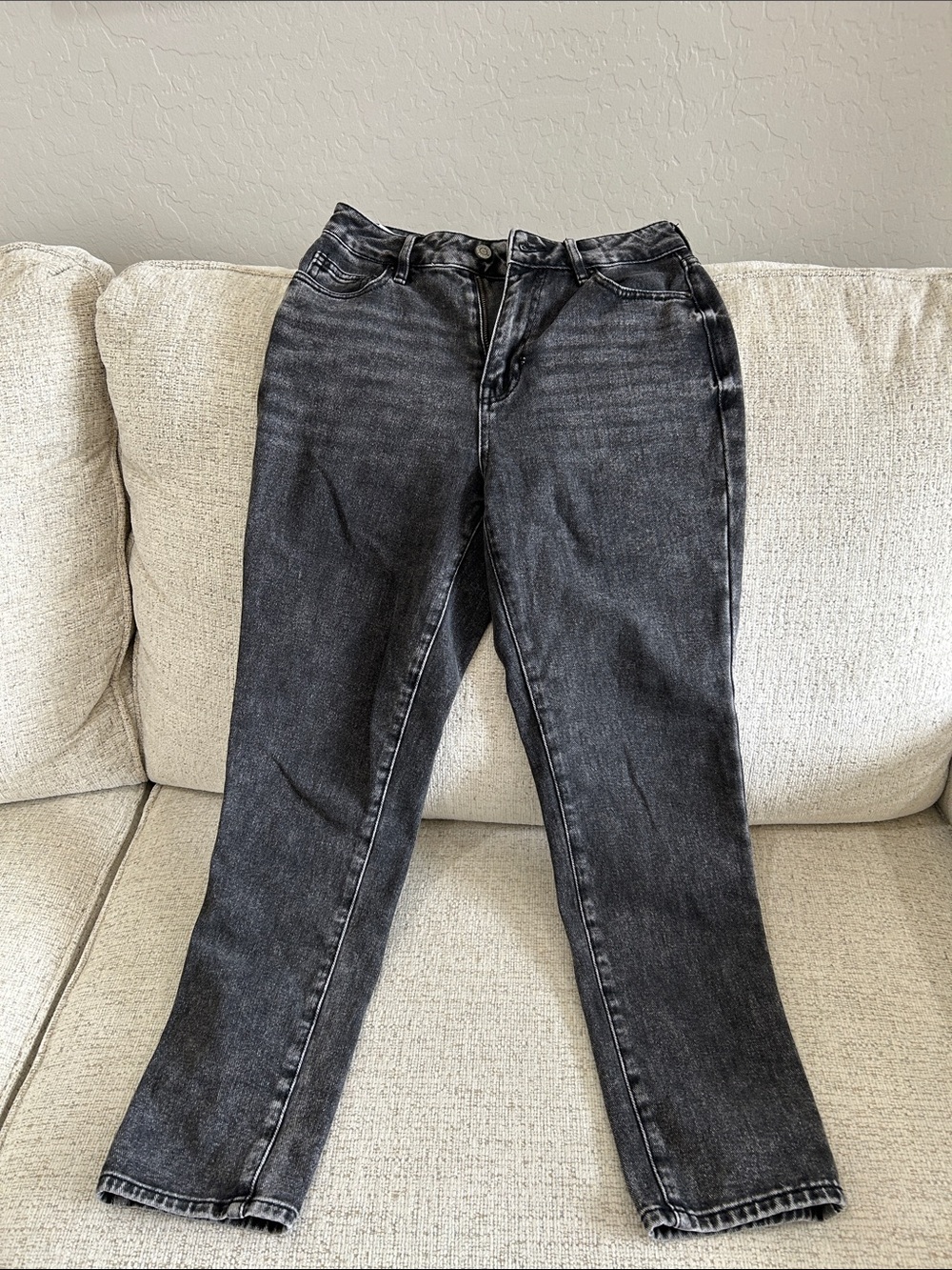 Women’s Black Gray Washed Jeans - Classic Straight Fit